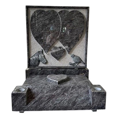 الحصان وروبن شاهد القبر